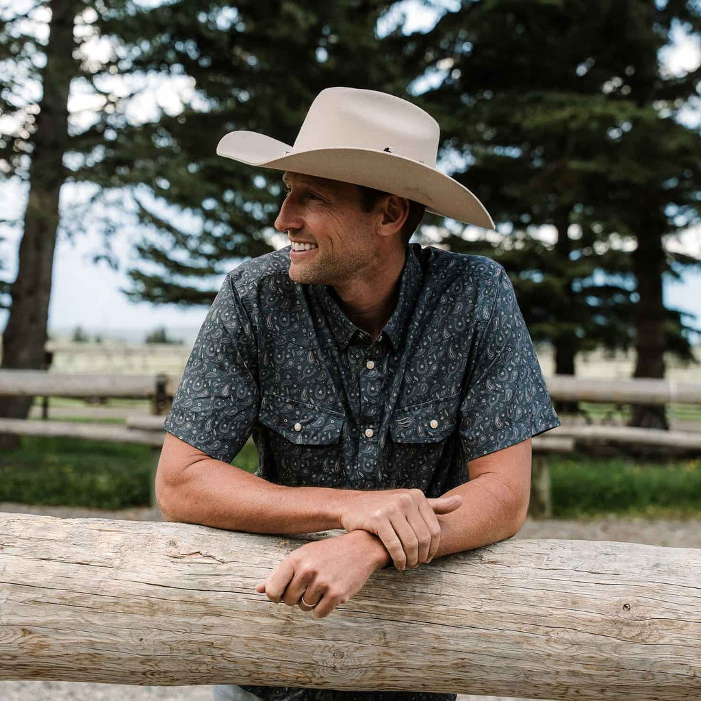 Performance Western Shirt - Paisley Spurs