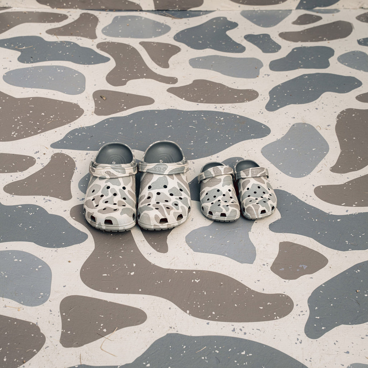 Toddler + Youth Crocs Classic Clog - Classic Deer Camo