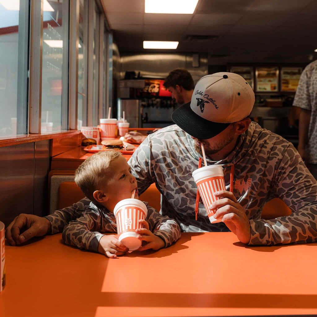 Performance Hoodie - WHATA - Classic Deer Camo
