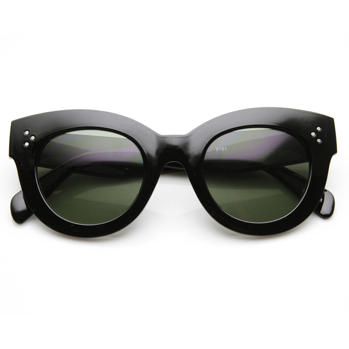 Womens Oversize Bold Cat Eye Frame With Rivet Accents 9471