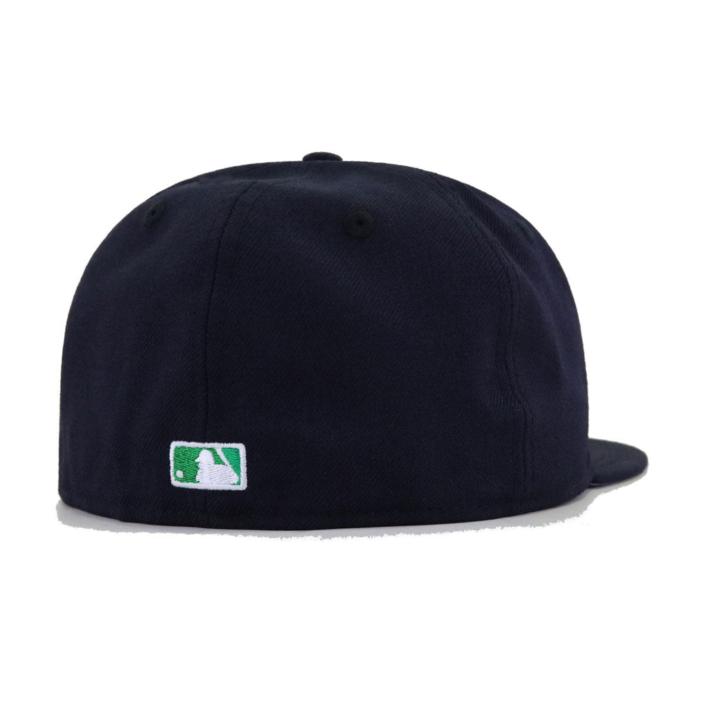 Boston Red Sox Navy Lucky Shamrock v2 New Era 59Fifty Fitted