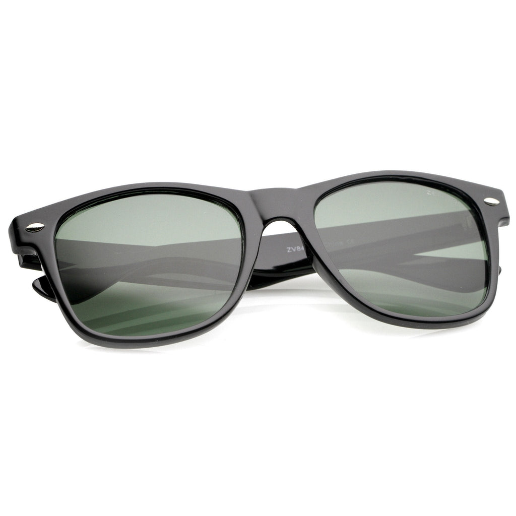 Standard Issue Classic Retro Horned Rim Sunglasses 8452