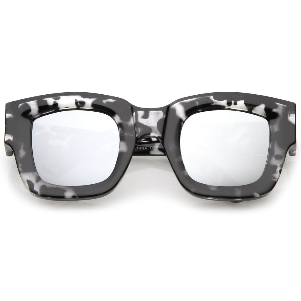 Women's Bold Horned Rim Mirrored Flat Lens Sunglasses C274