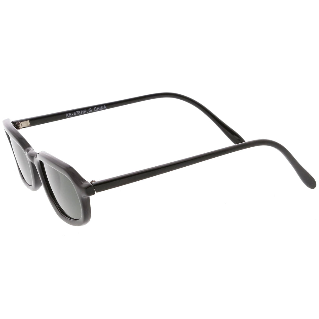 Small True Vintage Dead Stock 1990's Retro Sunglasses C658