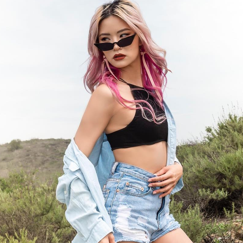 Women's 90's Thin Retro Pointed Cat Eye Sunglasses C571