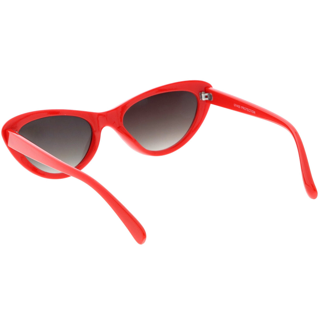 Small 1990's Retro Rounded Cat Eye Flat Lens Sunglasses C706