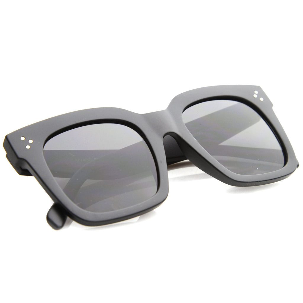 Bold Oversize Horned Rim Flat Lens Sunglasses A101