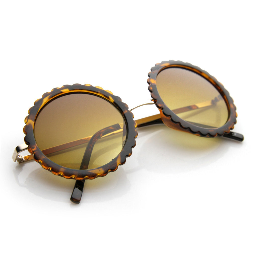 Women's Oversize Round Gear Etched Pattern Sunglasses 9626