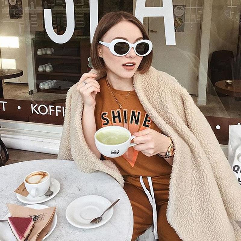 Women's Retro Disco Oval Clout Color Tone Lens Sunglasses 51mm C382