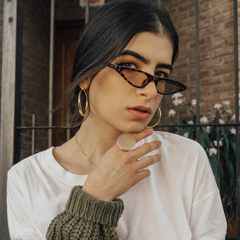 Women's Retro 1990's Thin Cat Eye Dual Rivet Sunglasses C624