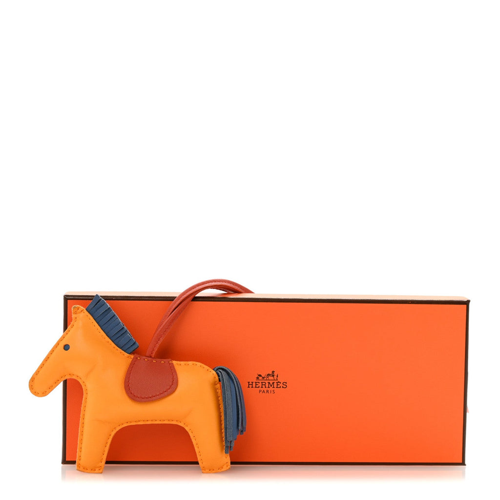 Milo Lambskin Grigri Rodeo Horse Bag Charm MM Jaune D'or Bleu Agate Cornaline