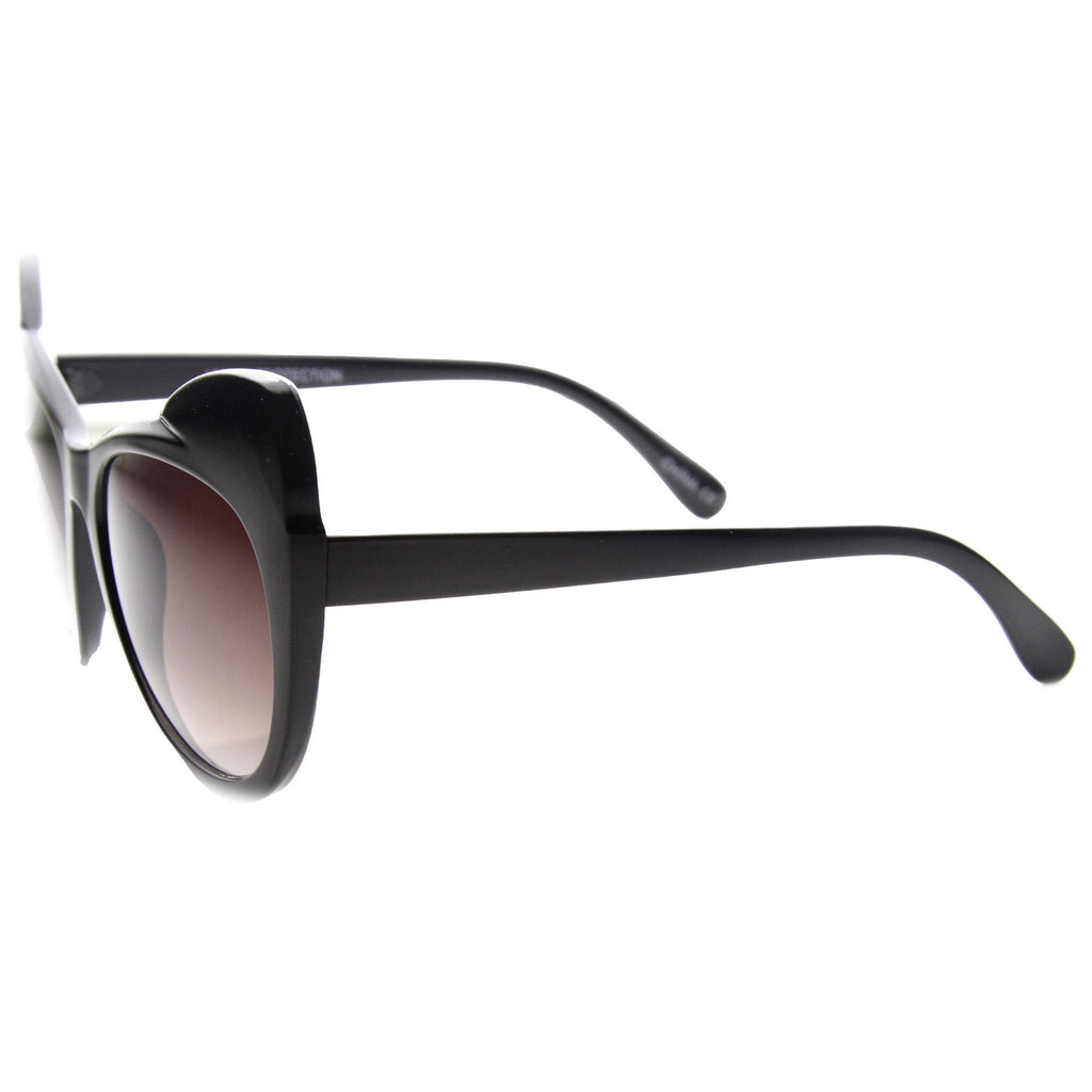 Women's Oversize Cat Eye Ear Tip Sunglasses 9692