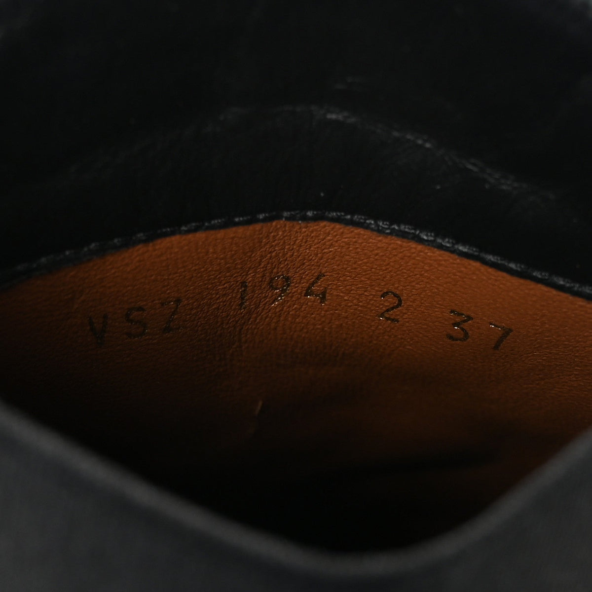 Grained Calfskin Rockstud Chelsea 80mm Ankle Boots 37 Black