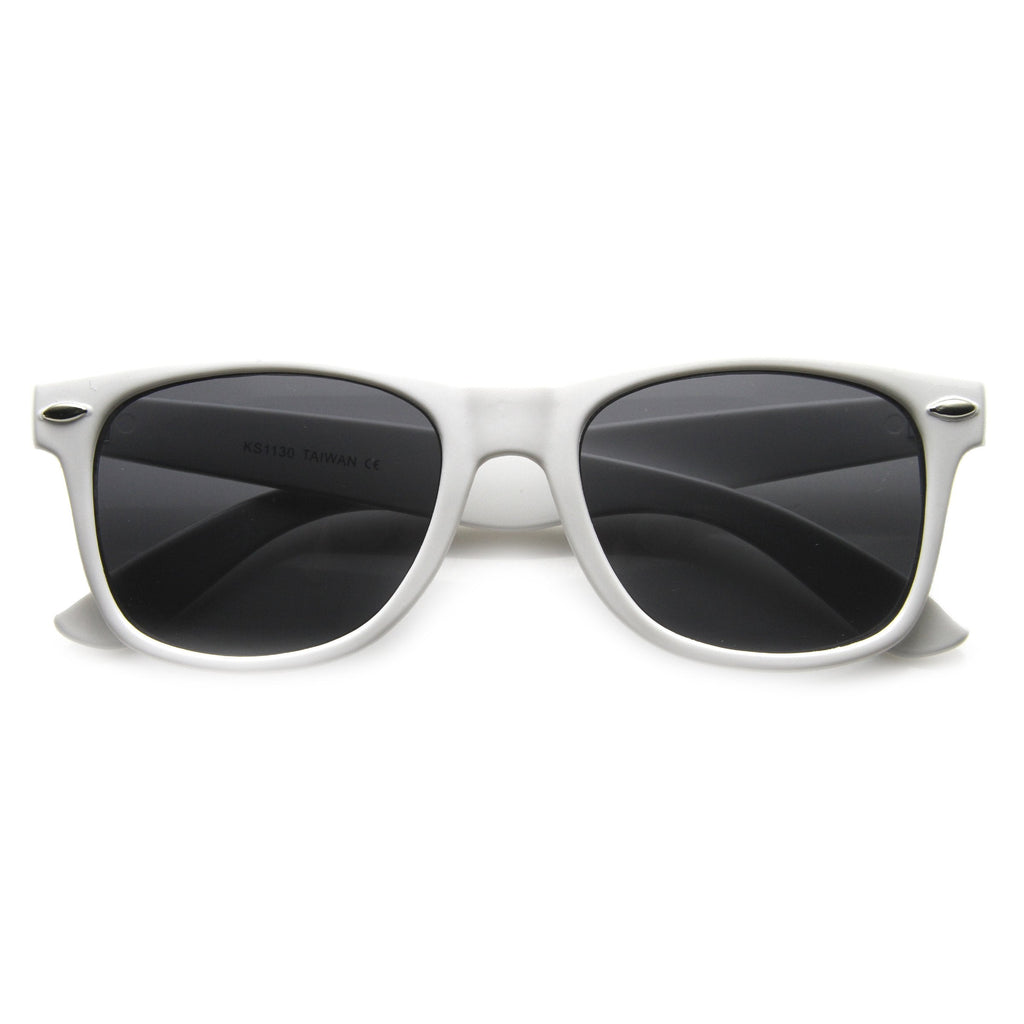 Standard Issue Classic Retro Horned Rim Sunglasses 8452