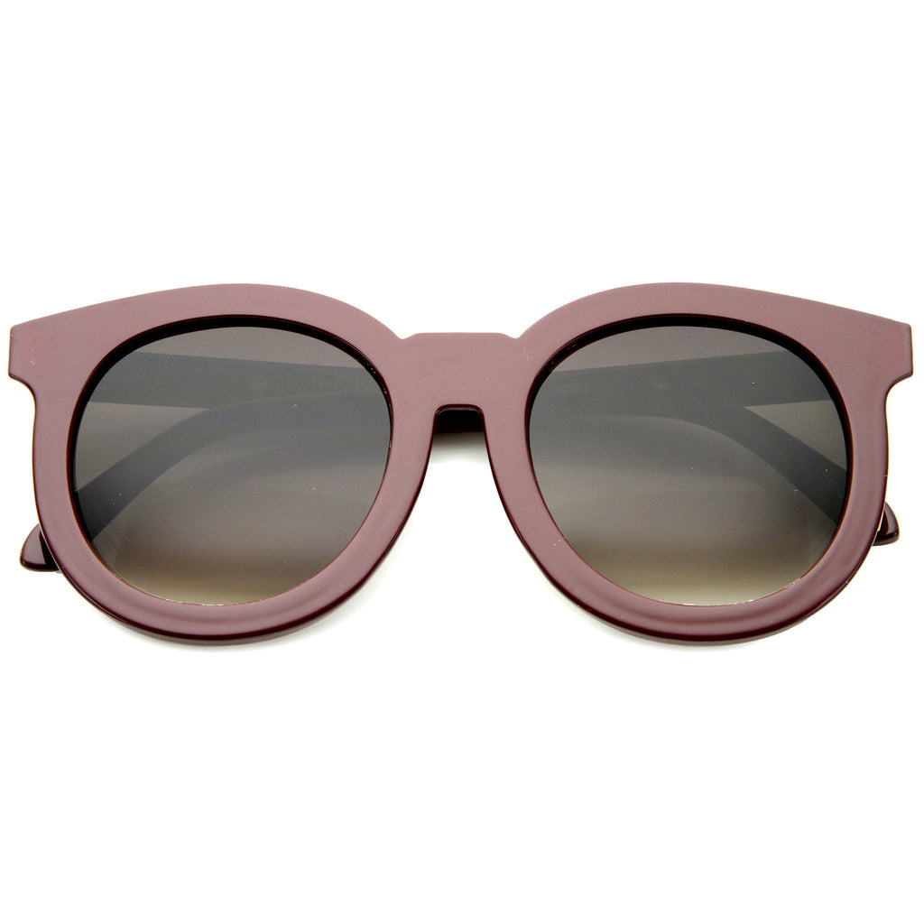 Women's Oversize Round Horned Rim Flat Front Sunglasses A138