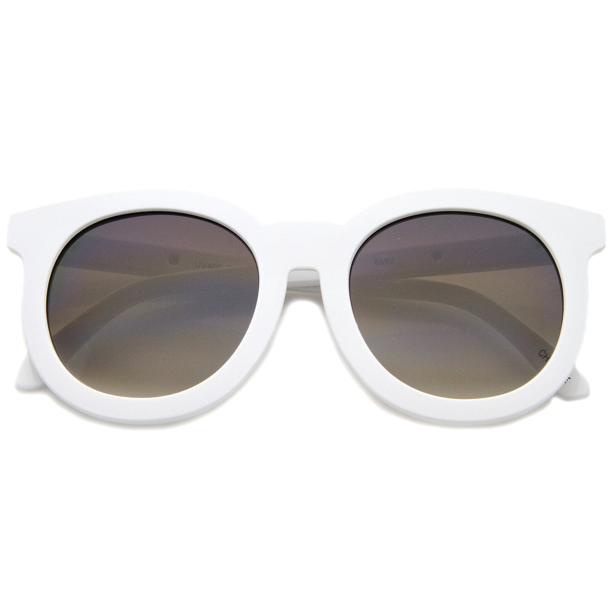 Women's Oversize Round Horned Rim Flat Front Sunglasses A138