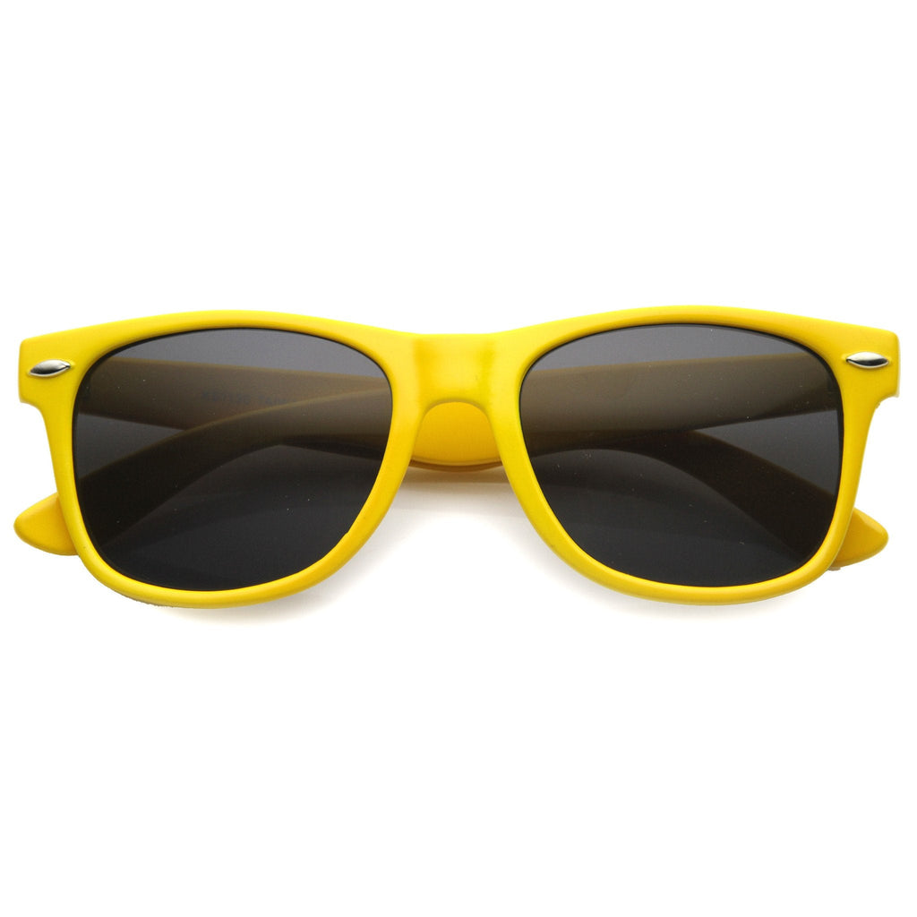 Retro Colorful Horned Rim Sunglasses 9879
