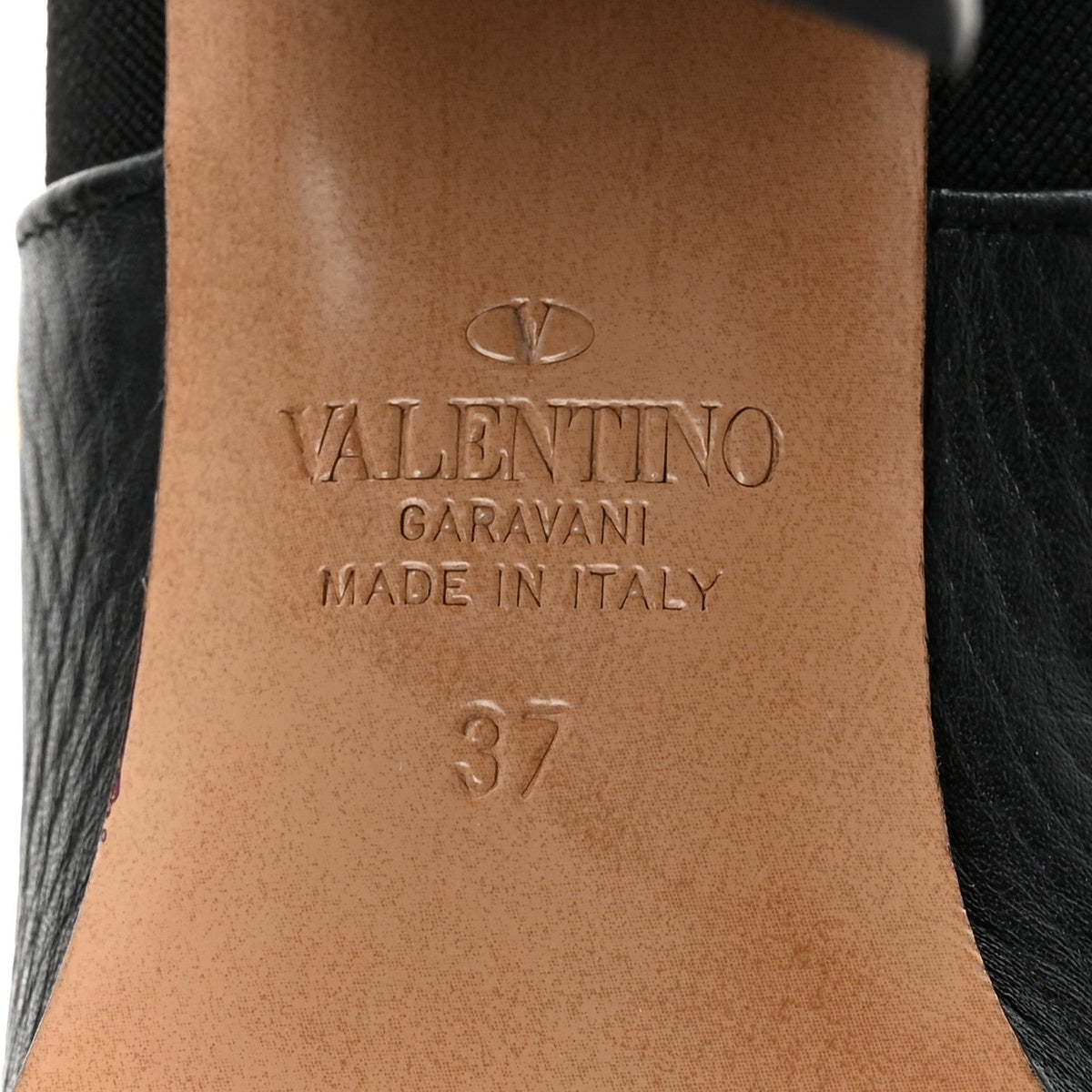 Grained Calfskin Rockstud Chelsea 80mm Ankle Boots 37 Black