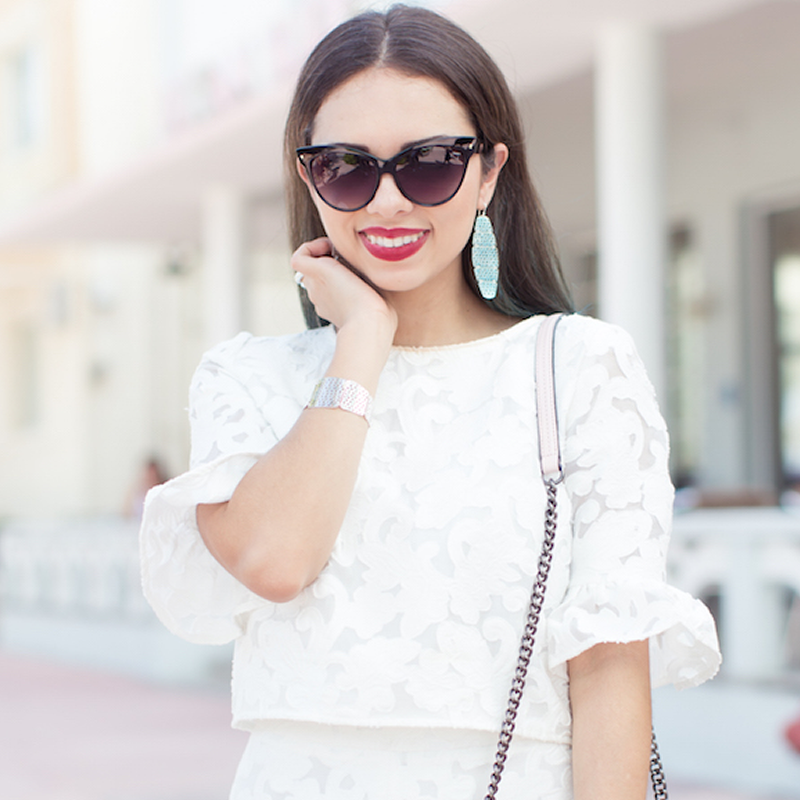 High Pointed Tip Inset Frame Oversize Cat Eye Sunglasses