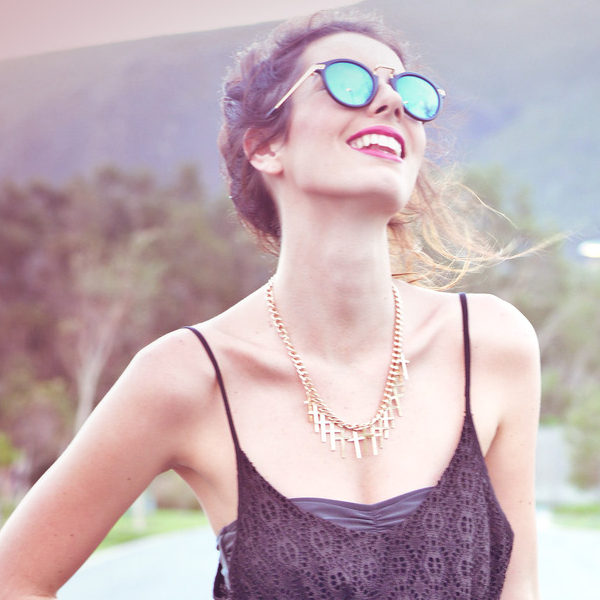 Vintage Steampunk Inspired Round Horned Rim Frame Sunglasses