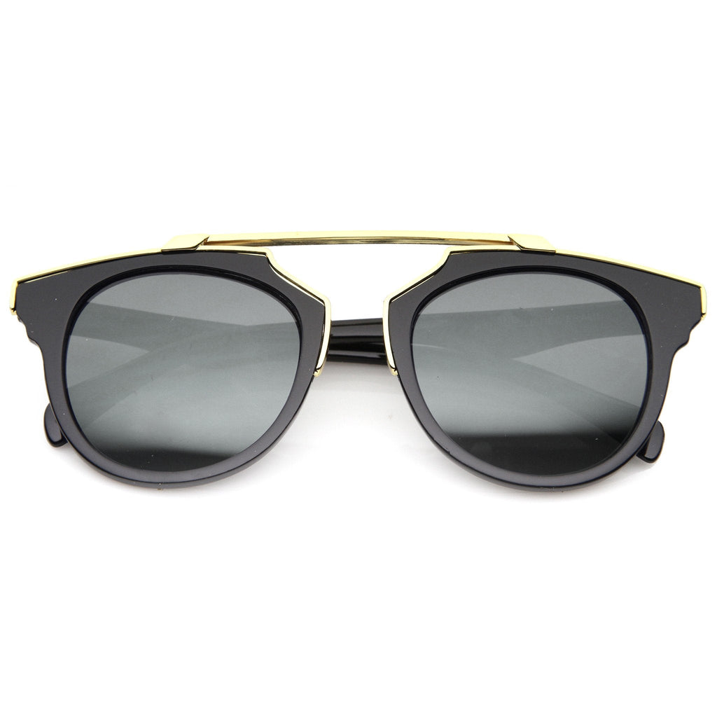 Intricately Designed Horned Rim Mirror Lens Sunglasses