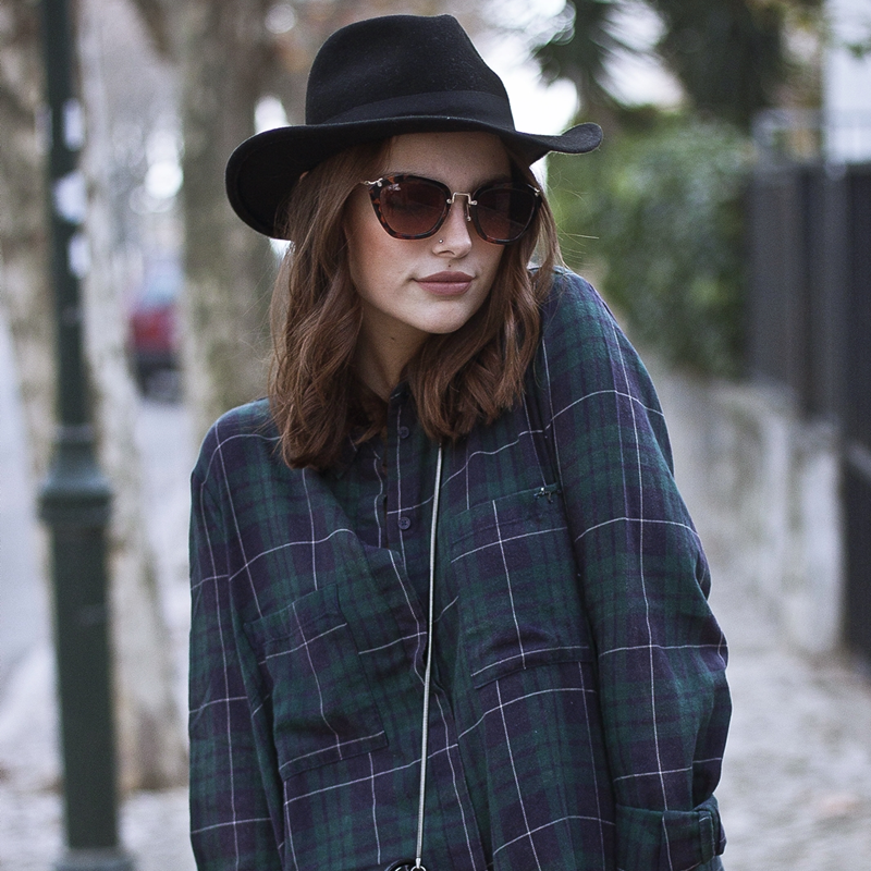 Fashion Hexagon Frame With Metal Accents Women's Sunglasses
