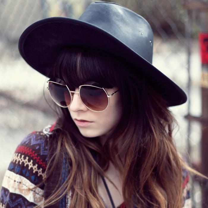 Oversize Eye Brow Designer Round Metal Sunglasses