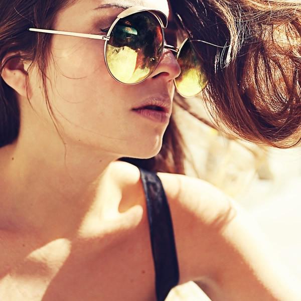 Oversize Eye Brow Designer Round Metal Sunglasses