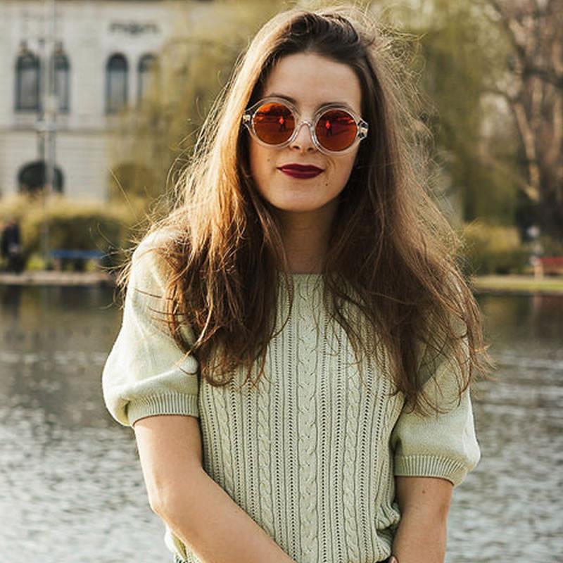 Women's Bold Round Crystal Frame Mirror Lens Sunglasses 9853