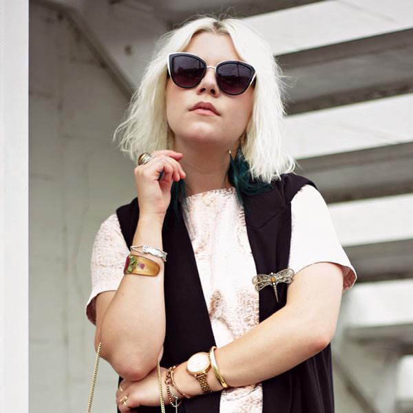 Designer Womens Oversize Metal Plastic Cat Eye Sunglasses 9207