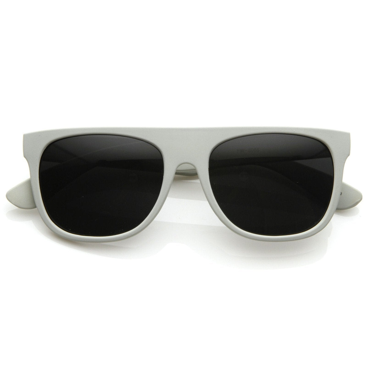 Celebrity Super Flat Top Retro Horned Rim Sunglasses 8066