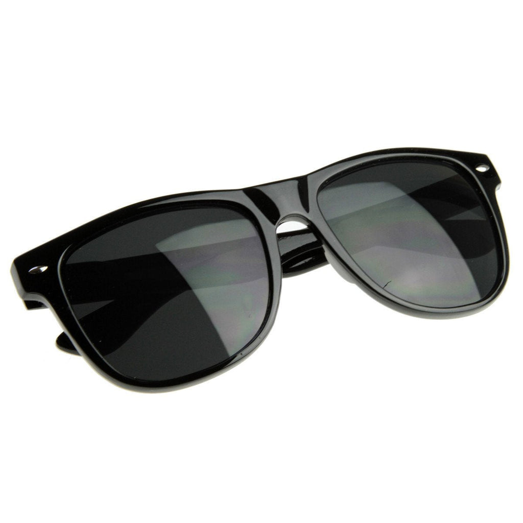 Large Trendy Fashion Horned Rim Sunglasses 8233