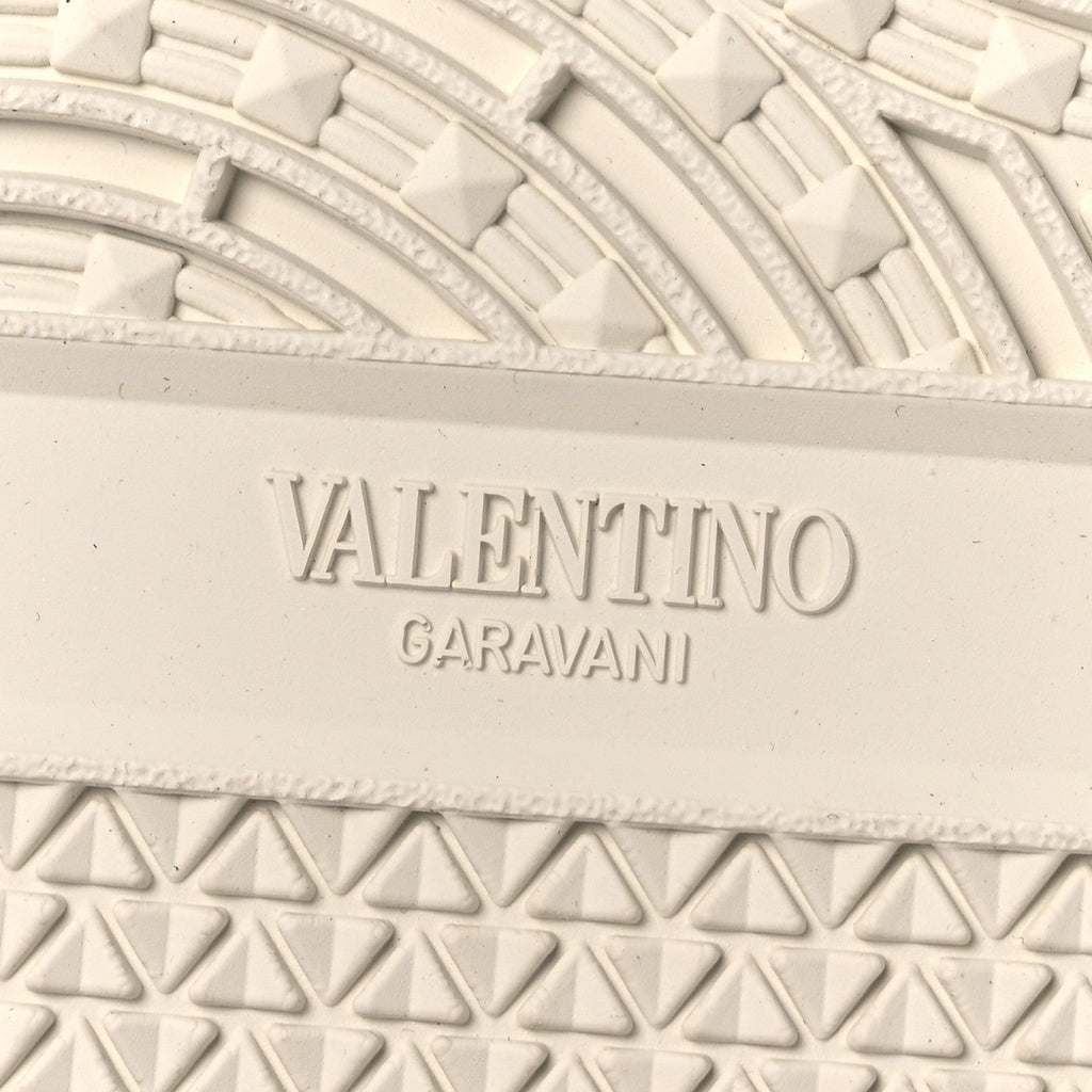 Calfskin Upvillage Sneakers 37 White
