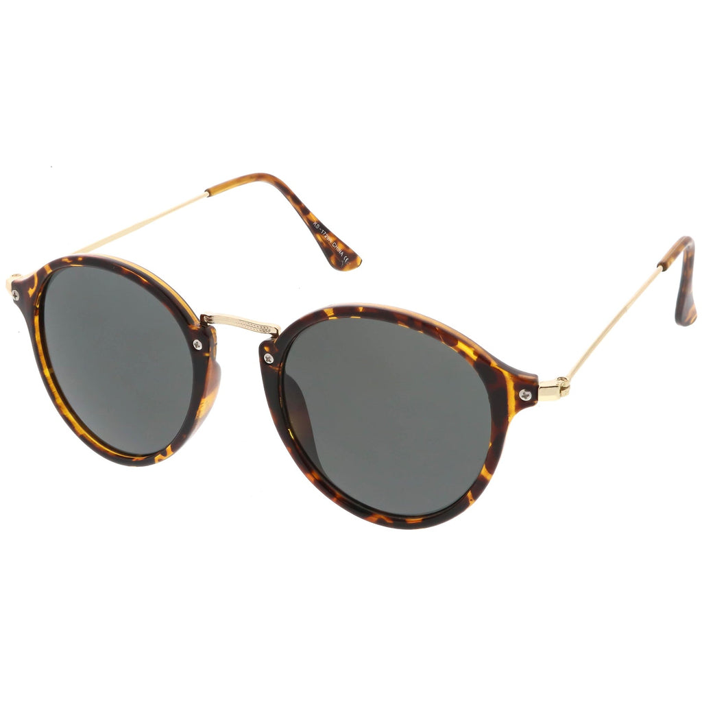 Vintage Dapper Horned Rim Round Sunglasses A195