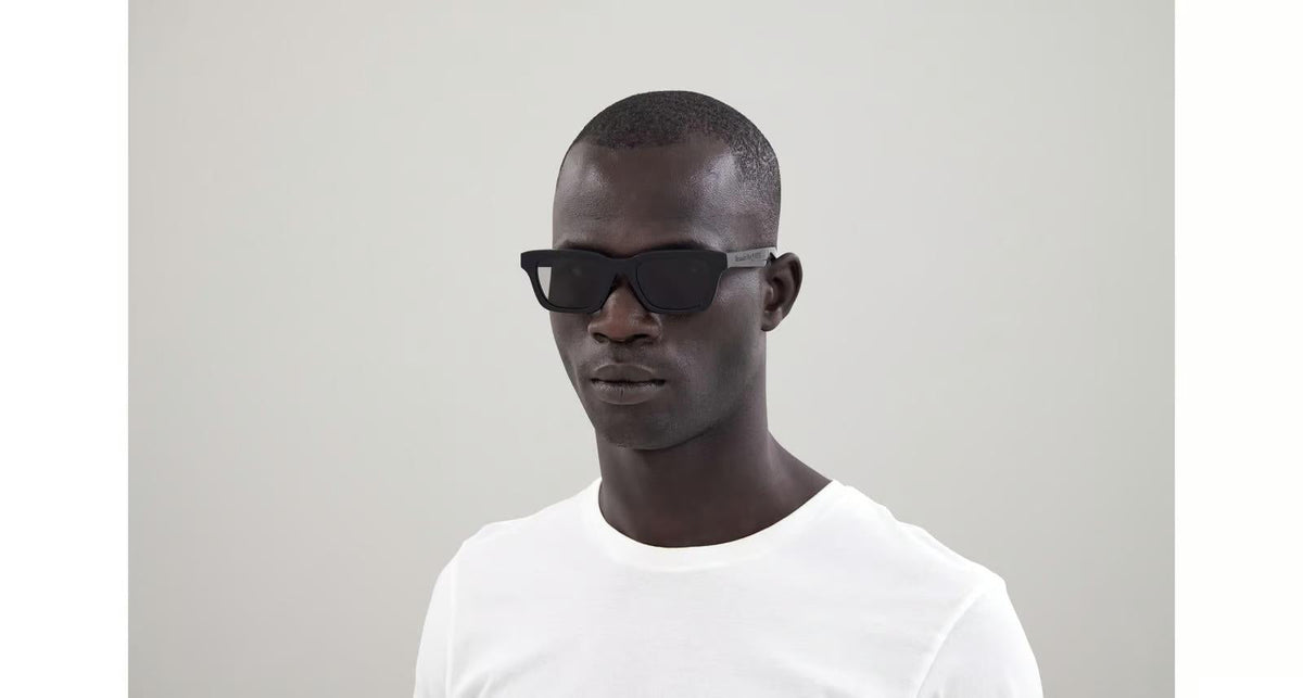 Alexander McQueen AM0392S