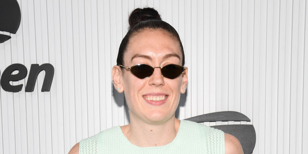 Miu Miu MU 56ZS 5AK09Z - As Seen On Breanna Stewart & Charlotte Le Bon