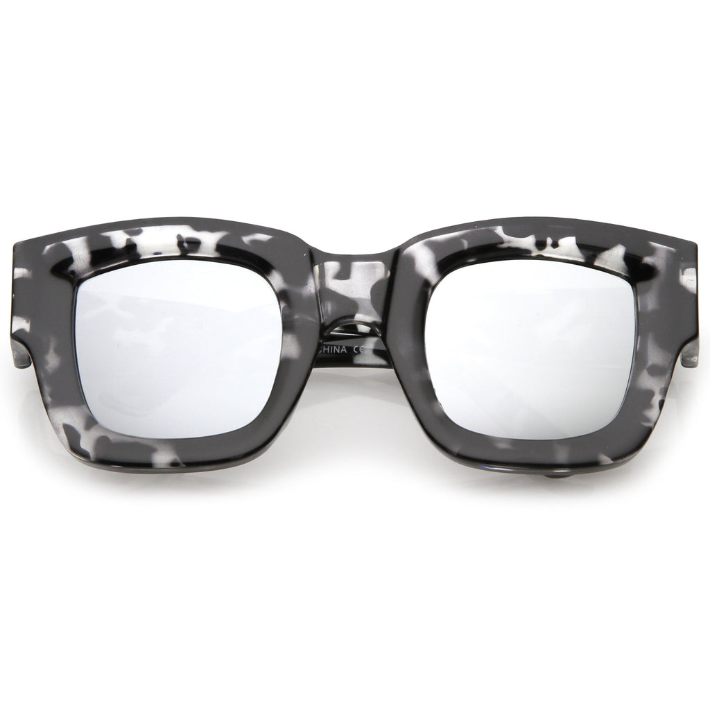 Women's Bold Horned Rim Mirrored Flat Lens Sunglasses C274
