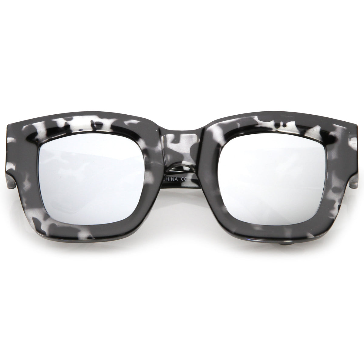 Women's Bold Horned Rim Mirrored Flat Lens Sunglasses C274
