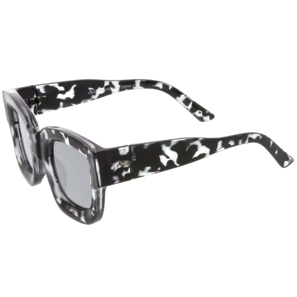 Women's Bold Horned Rim Mirrored Flat Lens Sunglasses C274
