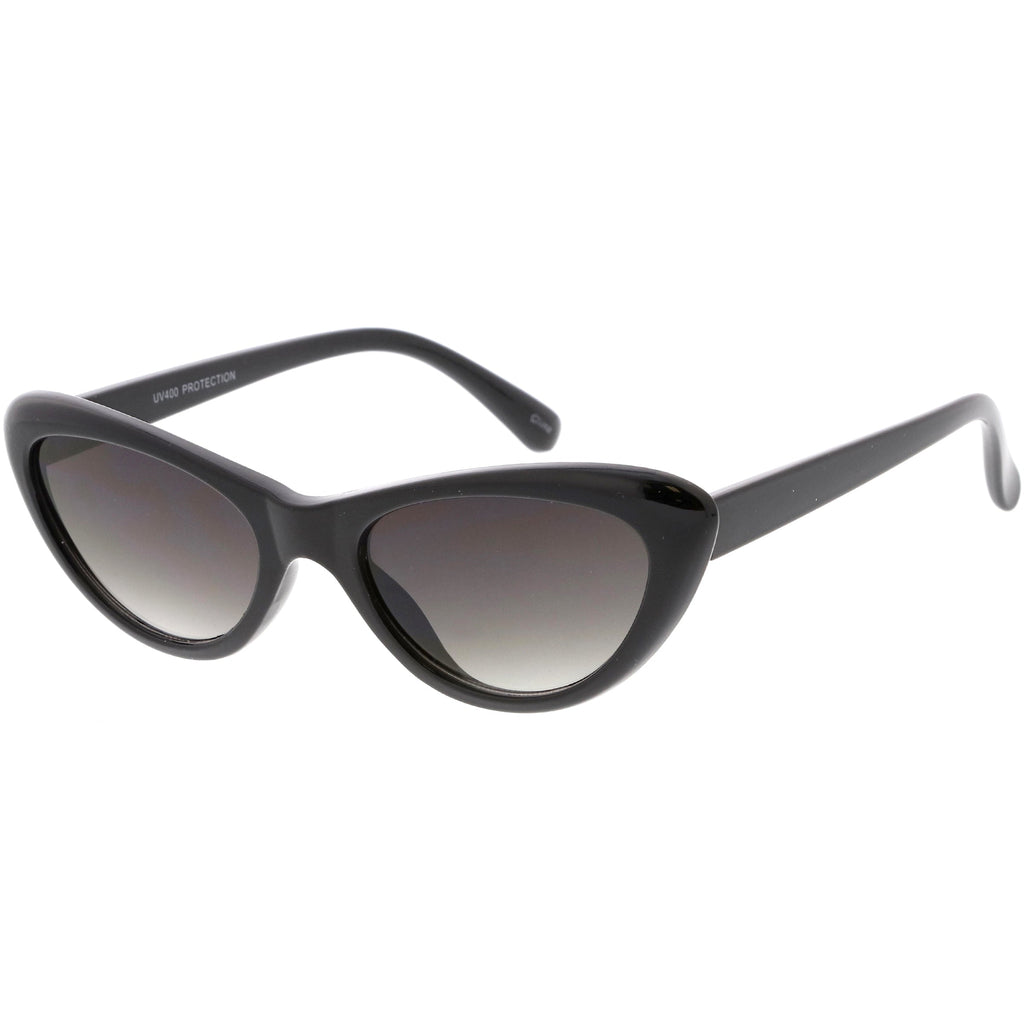 Small 1990's Retro Rounded Cat Eye Flat Lens Sunglasses C706