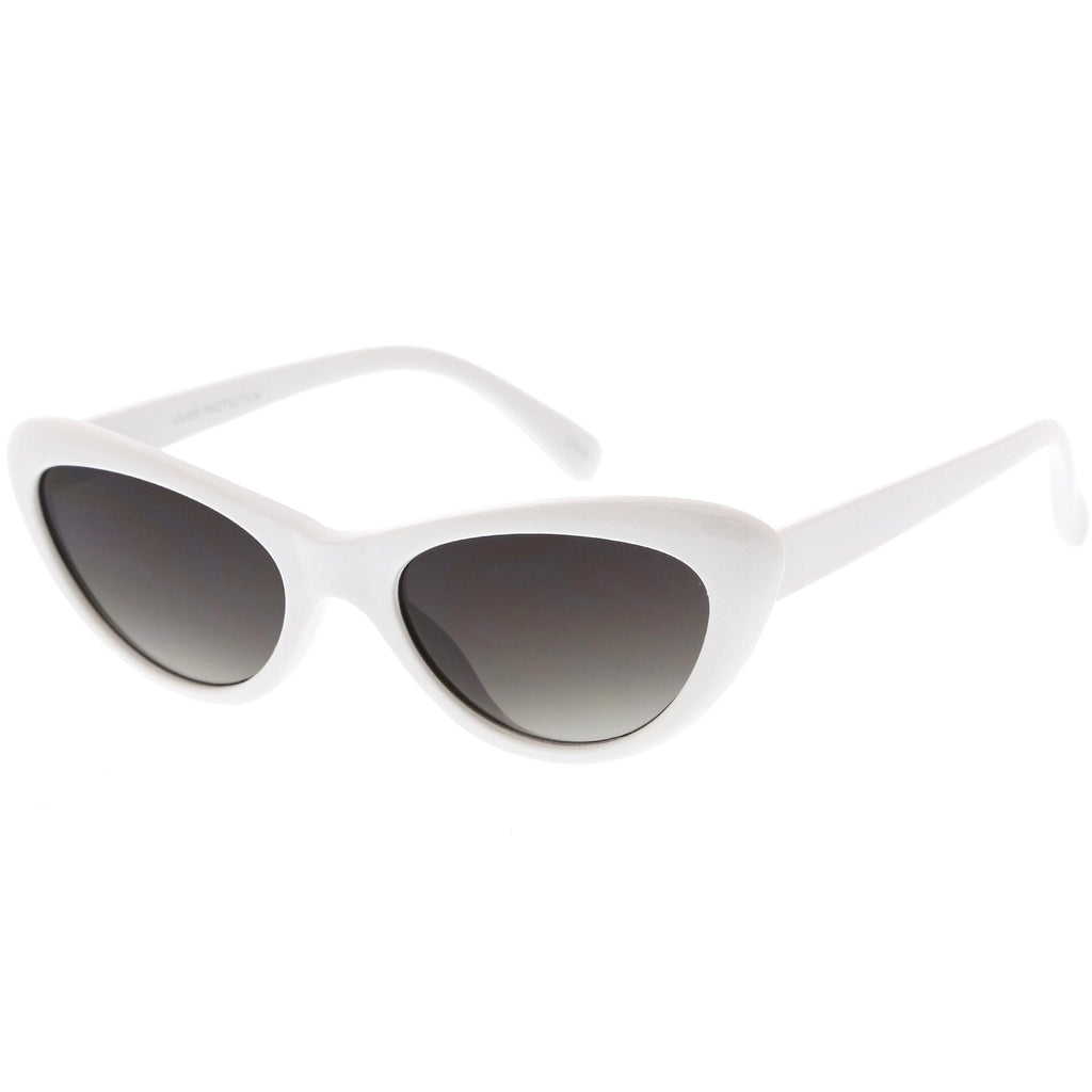 Small 1990's Retro Rounded Cat Eye Flat Lens Sunglasses C706