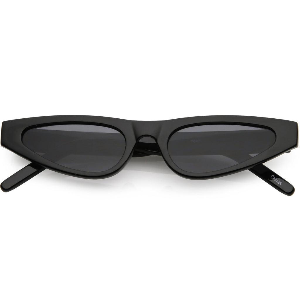 Women's Small Retro Angled Thick Frame Cat Eye Sunglasses C952