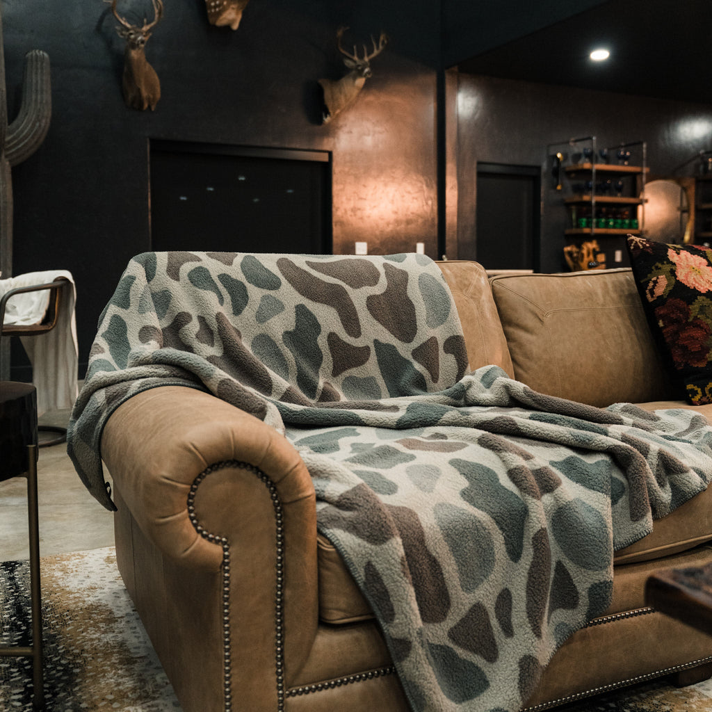Sherpa Blanket - Classic Deer Camo