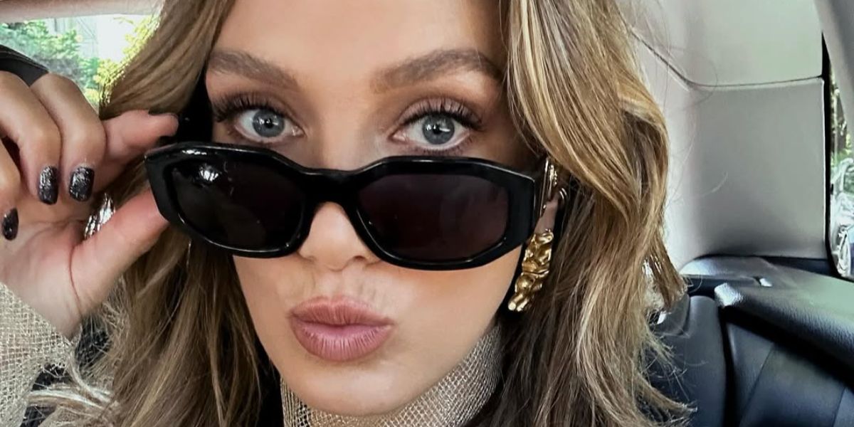 Versace 4361 GB1/87 Medusa Biggie Sunglasses - As Seen On Sabrina Carpenter & Kim Kardashian