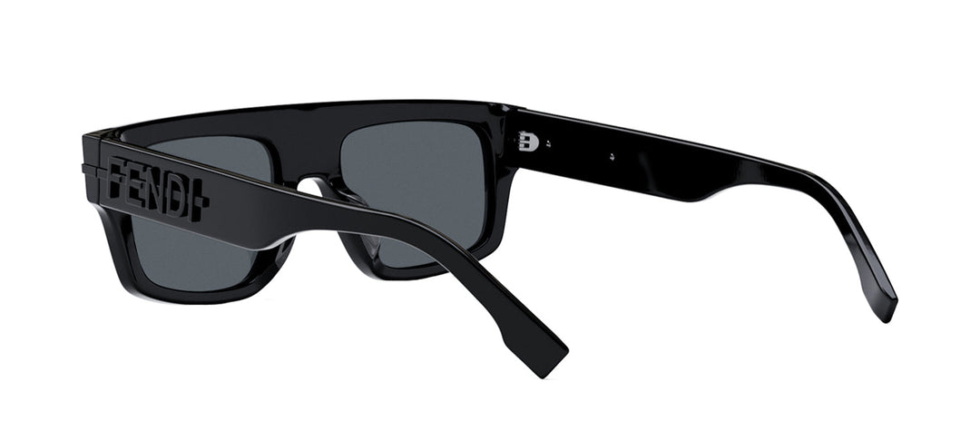 Fendi FE40091U