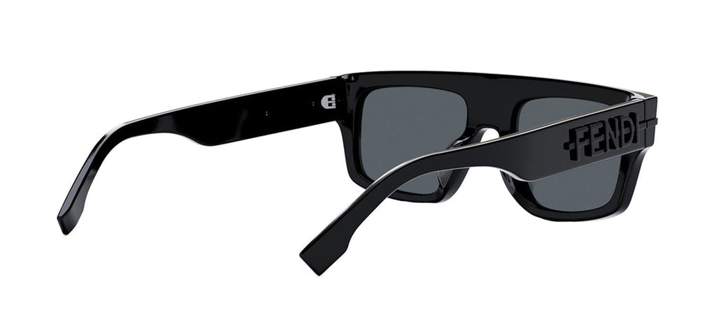 Fendi FE40091U