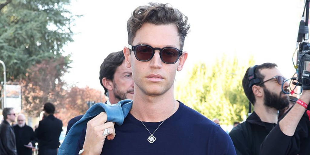 Prada PR A16S 17T05D - As Seen On Miguel Angel Silvestre & George Tabor-King