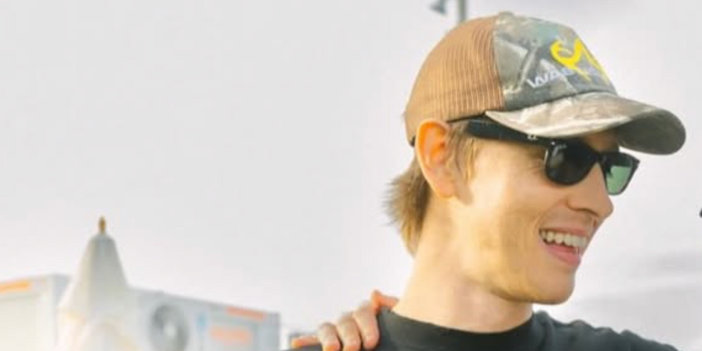Ray-Ban New Wayfarer RB 2132 901L - As Seen On Eminem & Tom Hiddleston