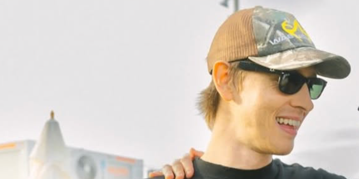 Ray-Ban New Wayfarer RB 2132 901L - As Seen On Eminem & Tom Hiddleston