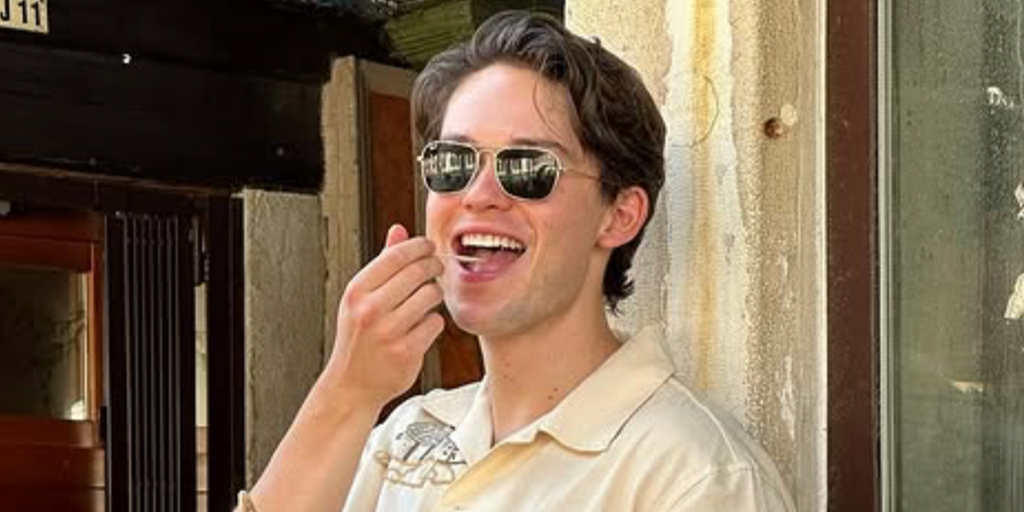 Ray-Ban Caravan RB 3136 181 - As Seen On Chris Hemsworth & Noel Gallagher